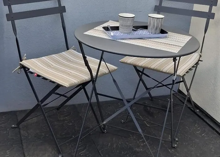 Appartement - Central - Proche Gare - Parking - Confort - Moderne Apartment *