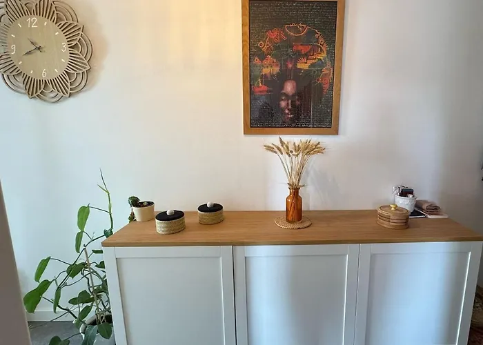 Apartment Appartement - Central - Proche Gare - Parking - Confort - Moderne *